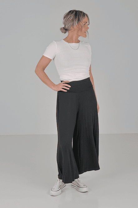 Main Image Black high water wide leg pants Liv from ko:ko norway